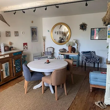 Accueillante Maison Basque Tatil Evi
